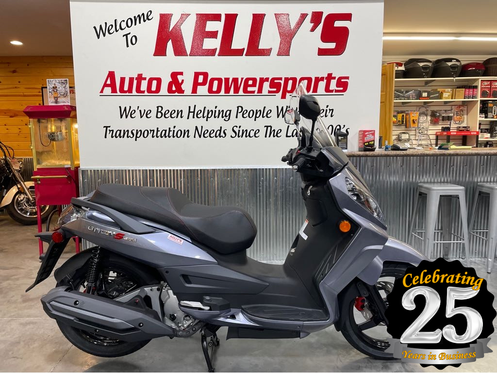 Mopeds and Scooters Kelly's Auto & Powersports Iowa City, IA (319) 3370500